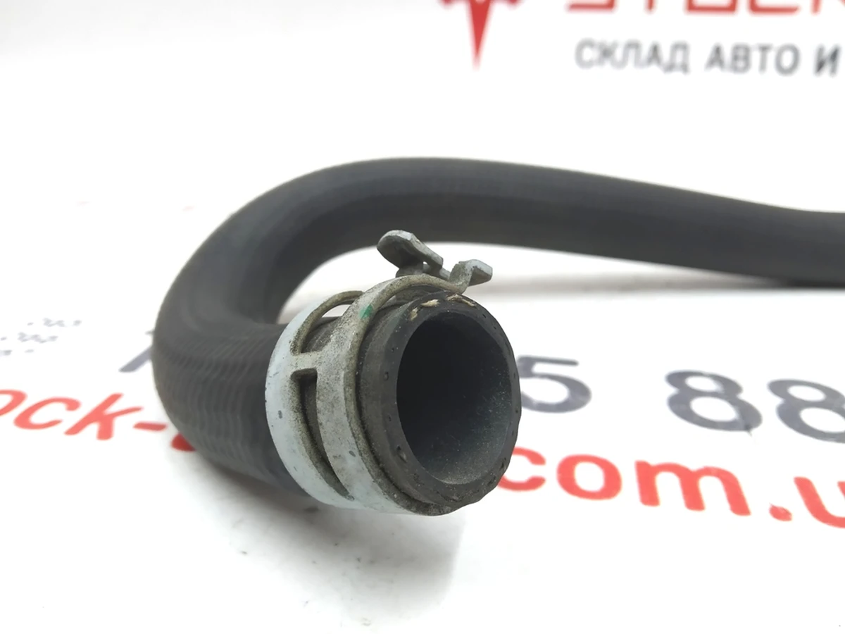 3 Шланг охлаждения мотор задний выход Tesla model S REST 1058001-00-E