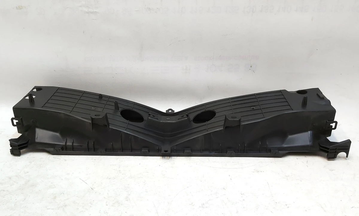 6 FR END DUCTING WITH HORNS, Tesla model S REST 1058073-00-B