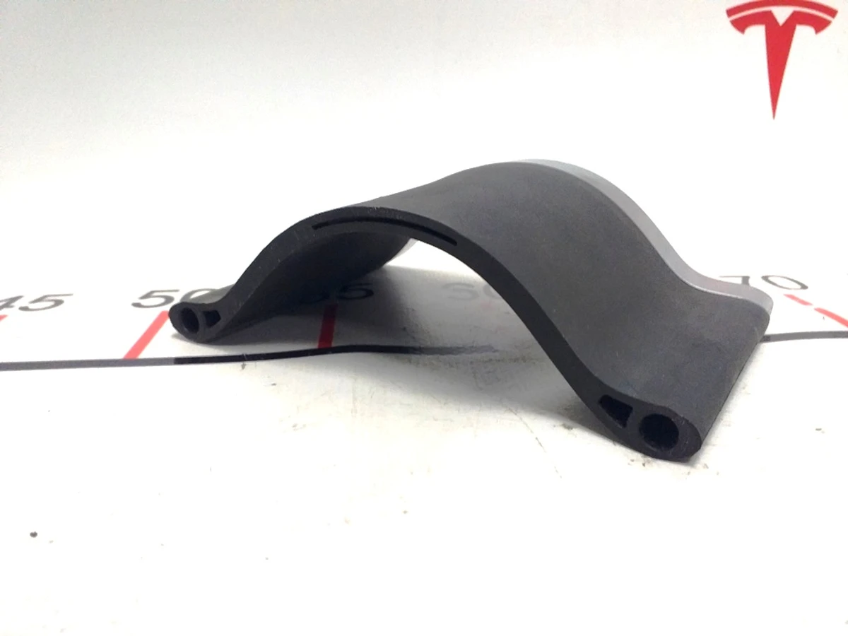 6 Панель підстаканника Tesla Model S REST, Model X 1058082-00-C