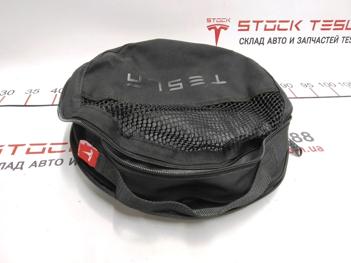 Чохол-сумка зарядного пристрою Tesla all models 1058221-01