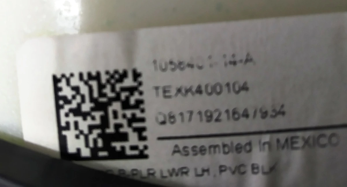 B-pillar trim lower left PVC B BLK Tesla model S REST 1024631-14-G