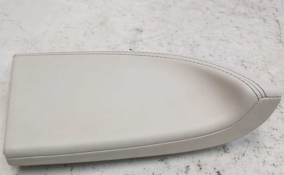 B-pillar trim pocket lower right PUR CREAM Tesla model S REST 1024686-S2-G