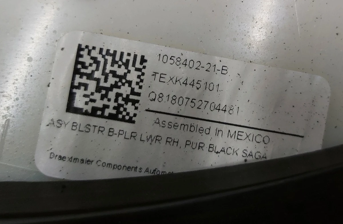 14 ASY B-PLR TRIM LOWER RH PUR BLK Tesla model S REST 1024632-S2-G