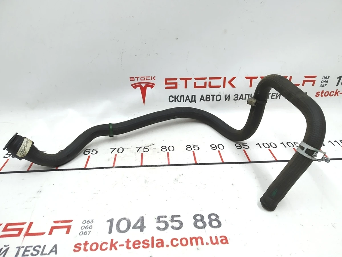 7 Шланг системи охолодження Tesla model S REST 1058669-00-D