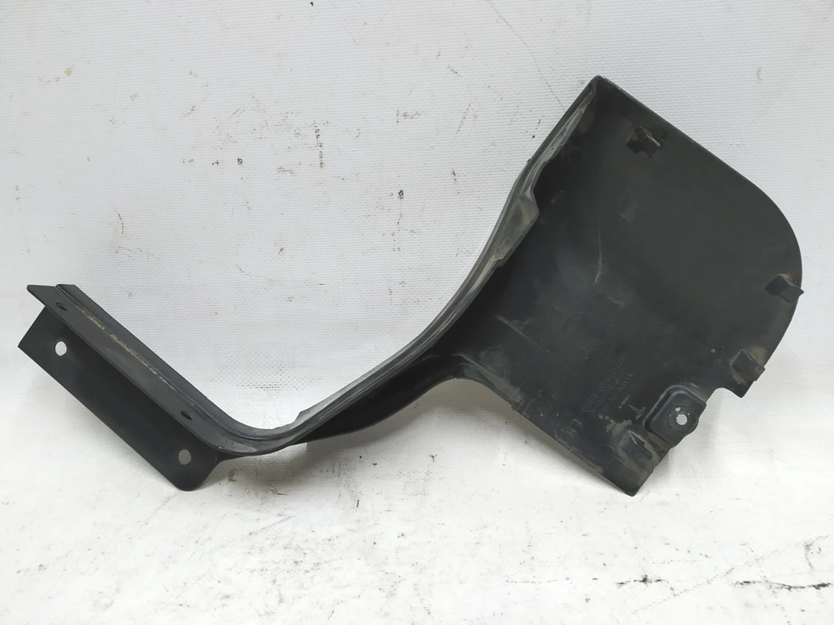 12 Обтічник накладки порога лівий PBSB Tesla model S REST 1058757-00-A