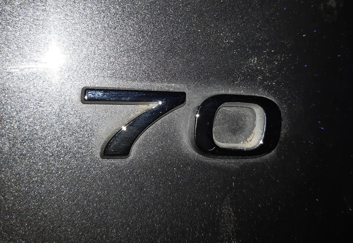 5 Эмблема "70" крышки багажника Tesla model S, model S REST, model X 1059217-00-A