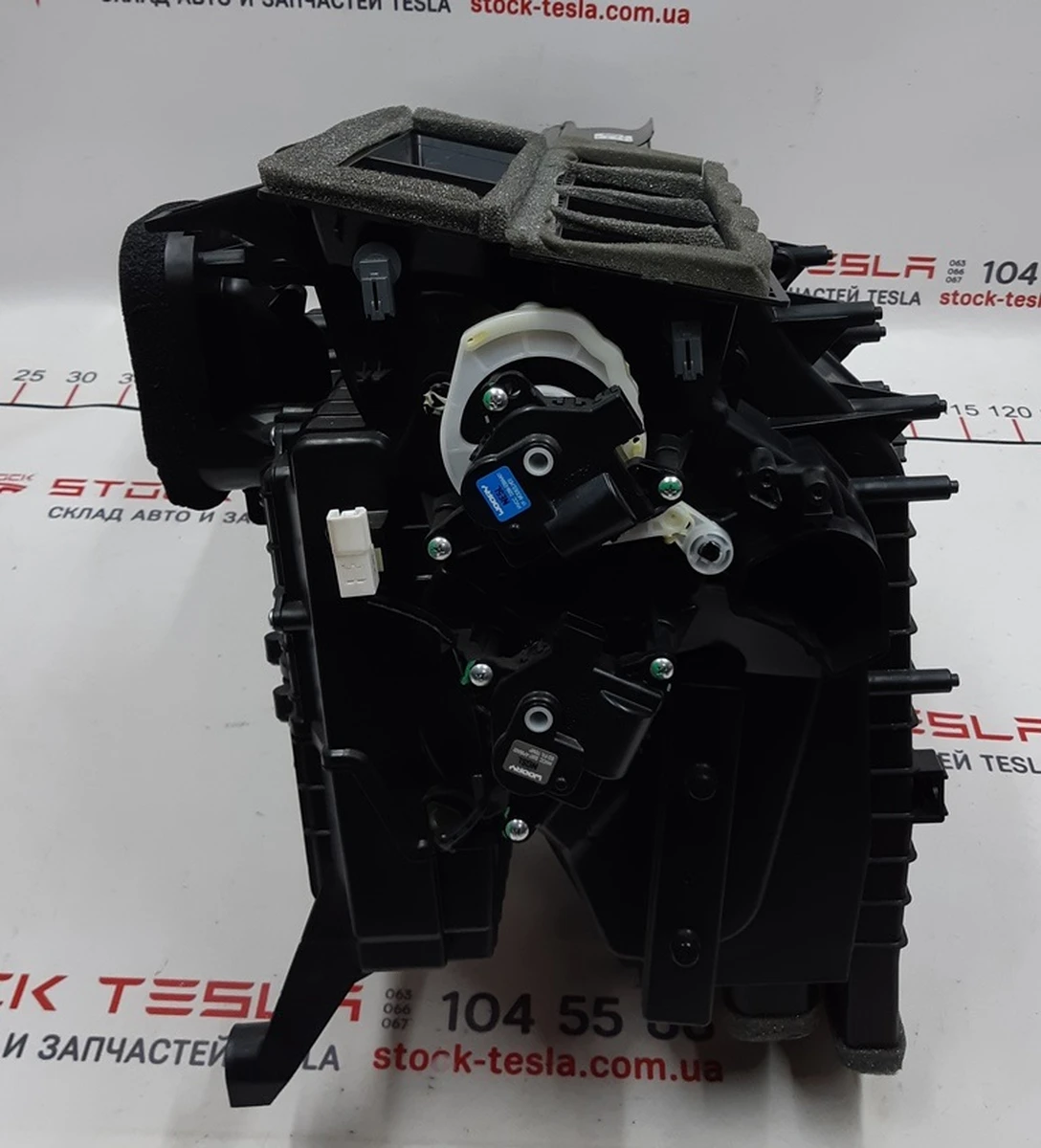 6 Печка салона в сборе Tesla model S REST 1116135-00-C