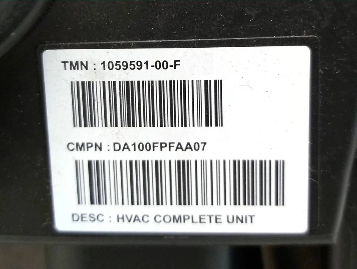 6 Піч салону в зборі Tesla model S REST 1116135-00-C