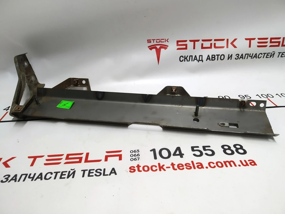 1 Кронштейн кріплення подушки безпеки передня пасажирська коліна Tesla model S, model S REST 1060362-00-B