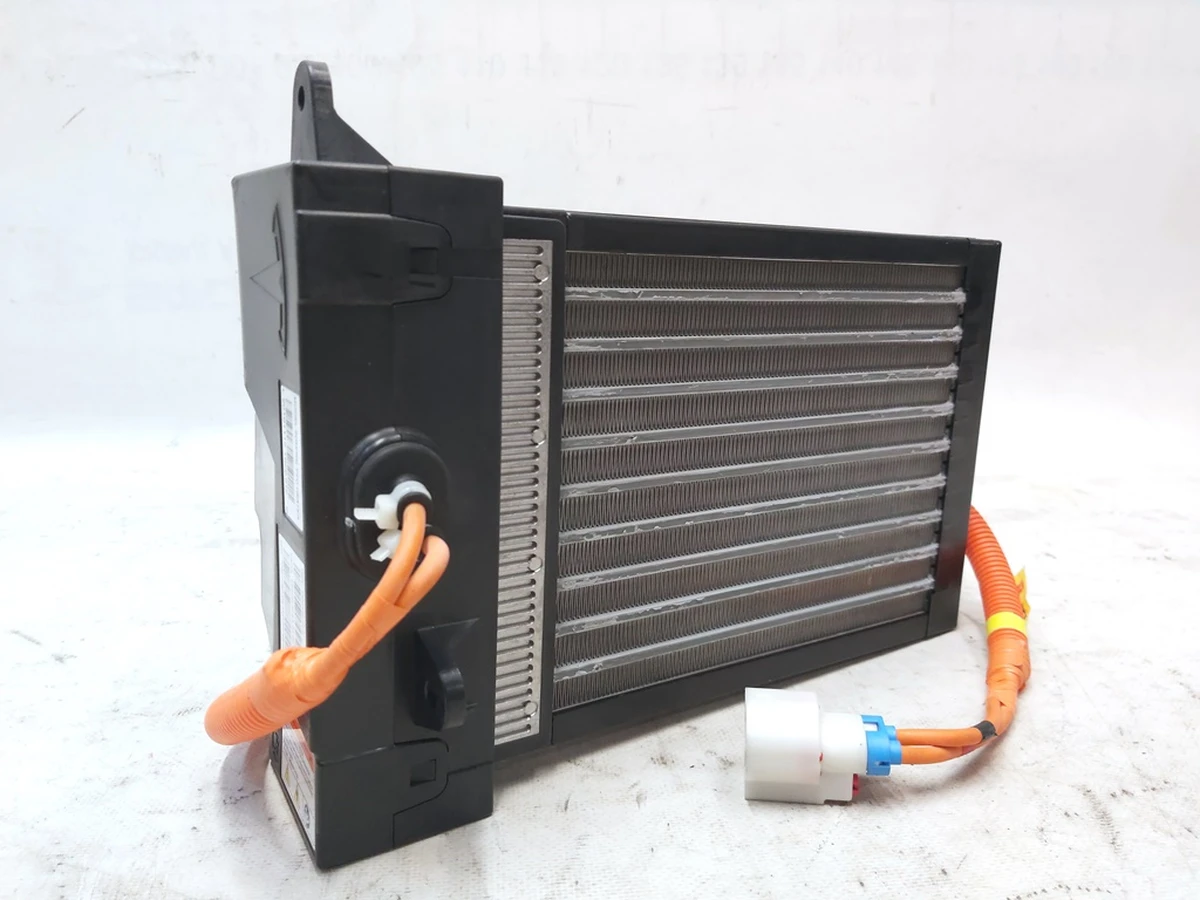 1 Элемент нагревательный печки салона (GEN3) с кабелем в сборе Tesla model S REST, model X 1060432-00-E