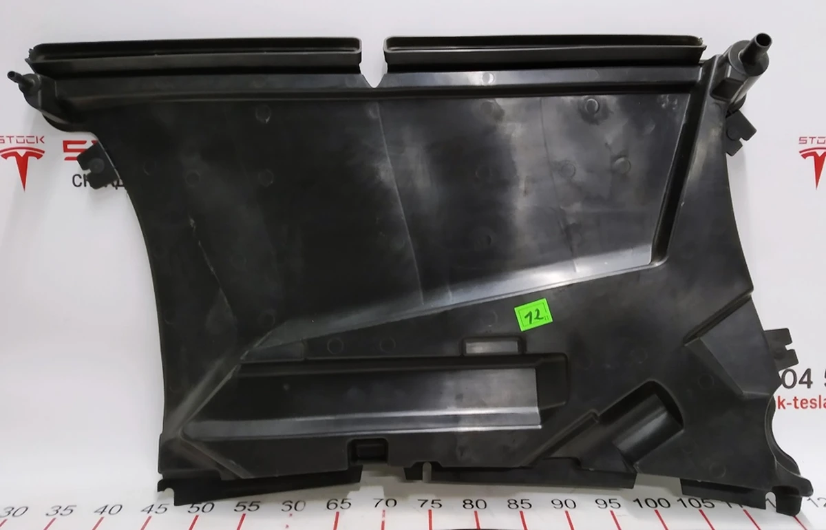 14 Дифузор повітрозабірника під фільтр Tesla model S REST 1060466-00-С