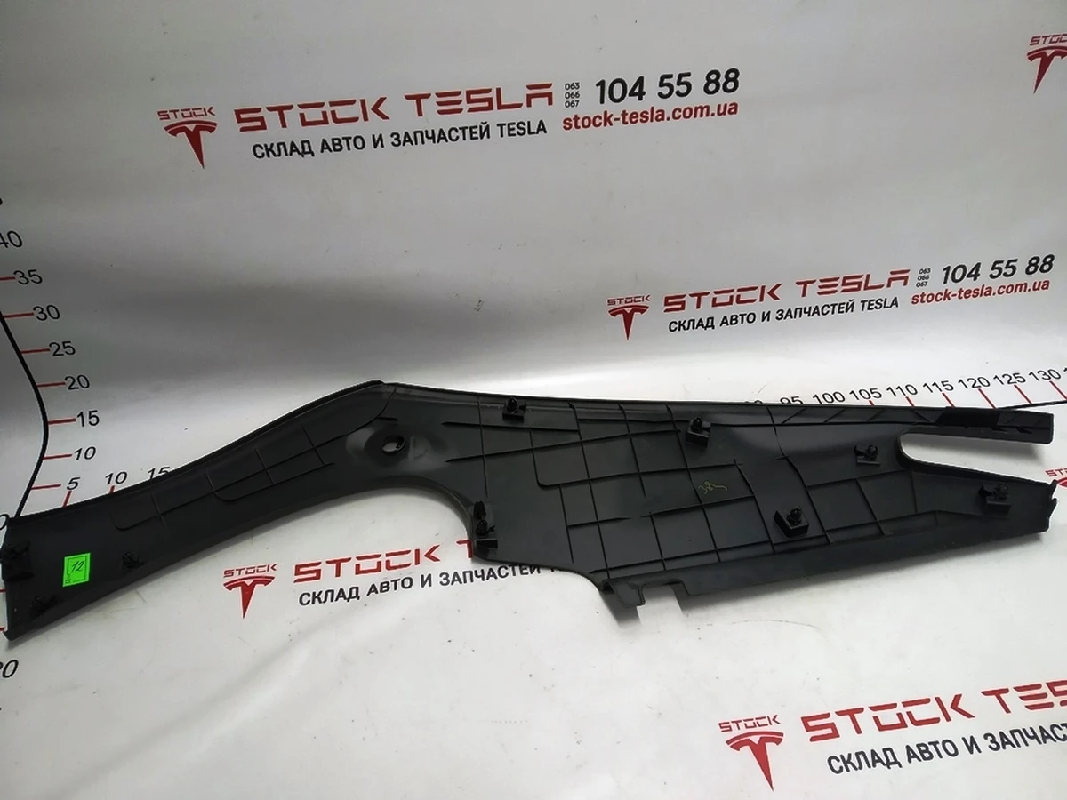 4 Подкапотный пластик бокса левый AWD Tesla model S REST 1060477-00-B
