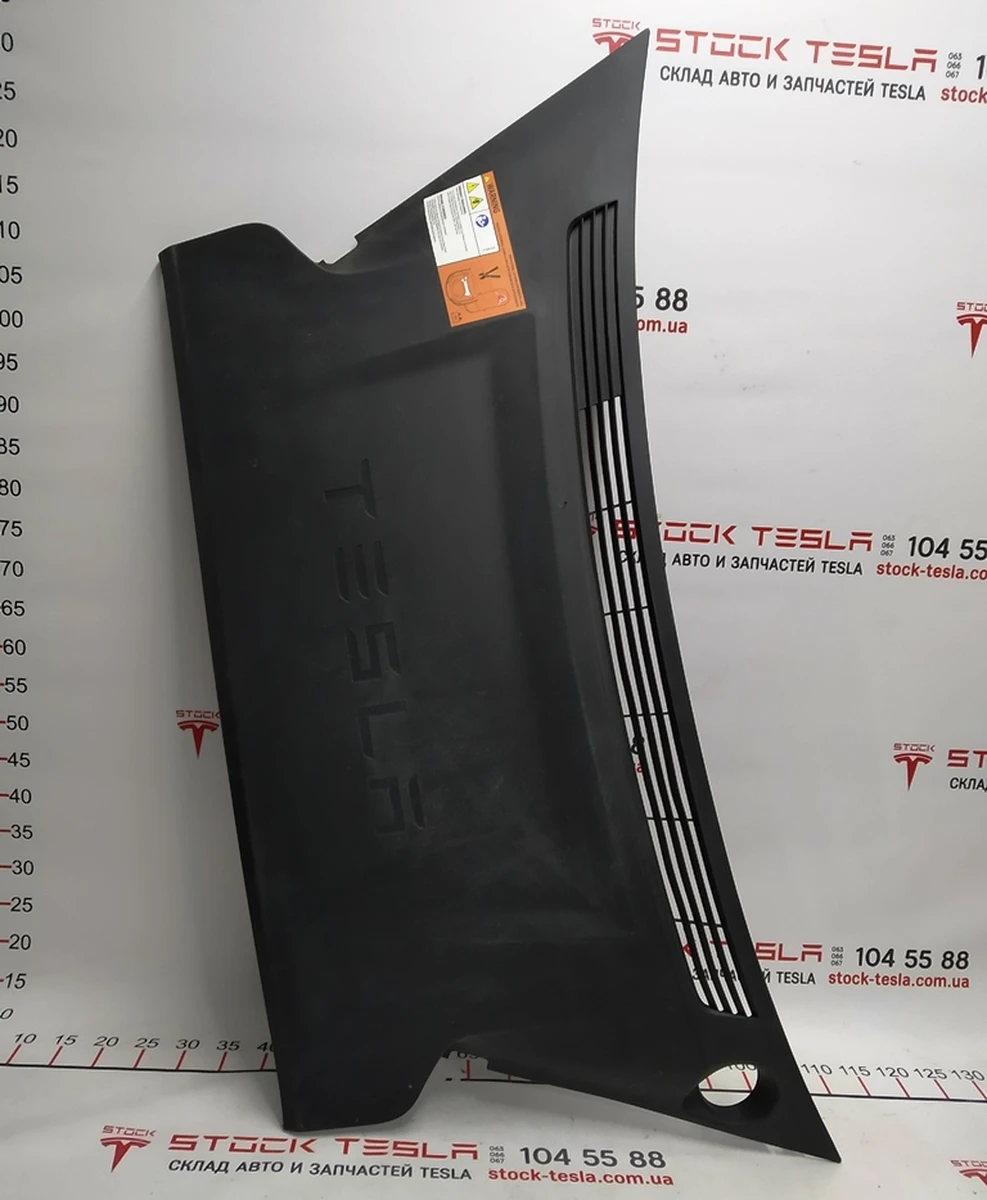 10 Подкапотный пластик бокса задний AWD Tesla model S REST 1060481-00-С