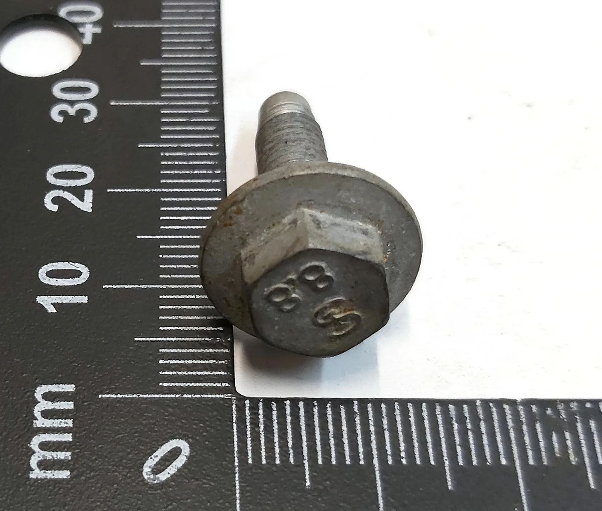 BOLT M6x22,STL[8.8],PC,ZNFL Tesla model X 1060685-MX