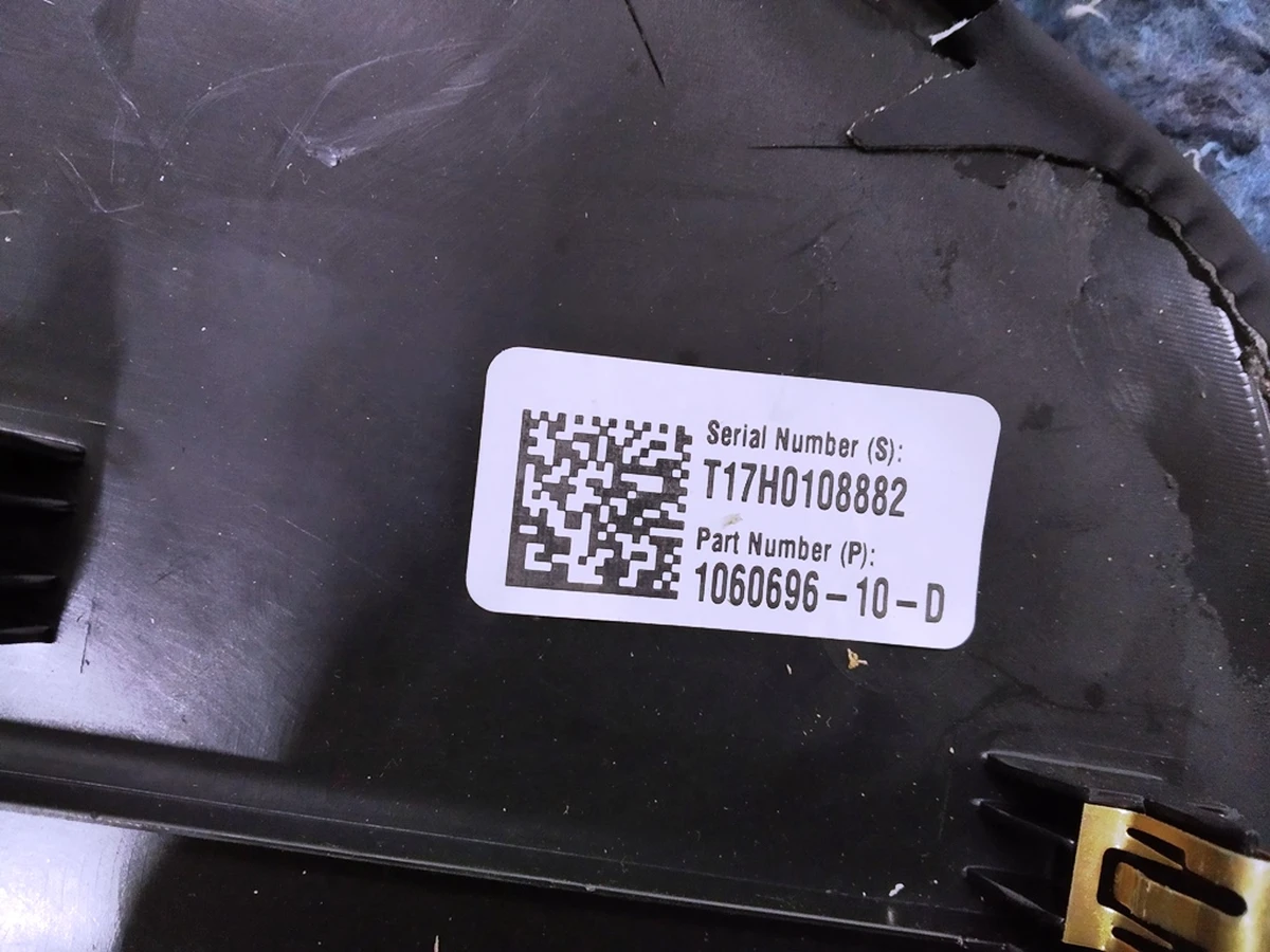 8 Torpedo panel (black artificial leather) PUR/PUR BLK Tesla model S, model S REST 1060695-10-D