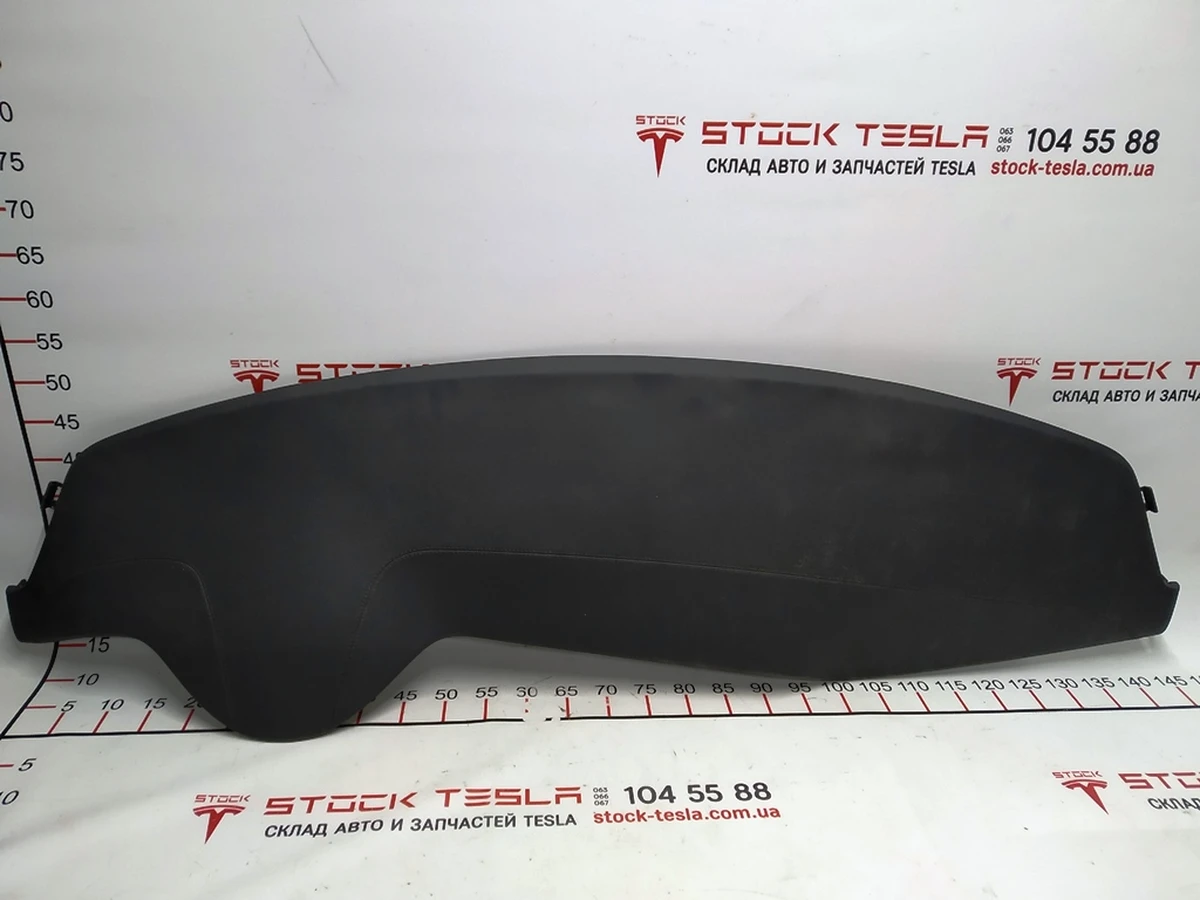 8 Torpedo panel (black artificial leather) PUR/PUR BLK Tesla model S, model S REST 1060695-10-D