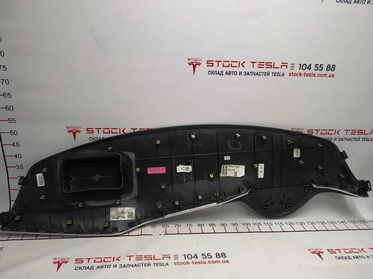 8 Torpedo panel (black artificial leather) PUR/PUR BLK Tesla model S, model S REST 1060695-10-D