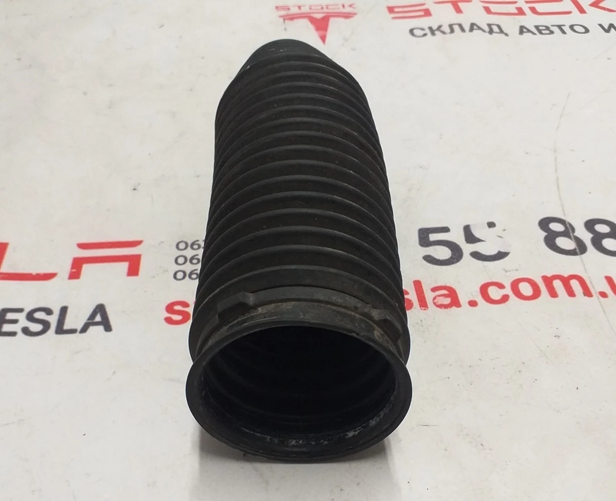 Пильовик рульової рейки лівий/правий Tesla model S REST 1060801-00-P