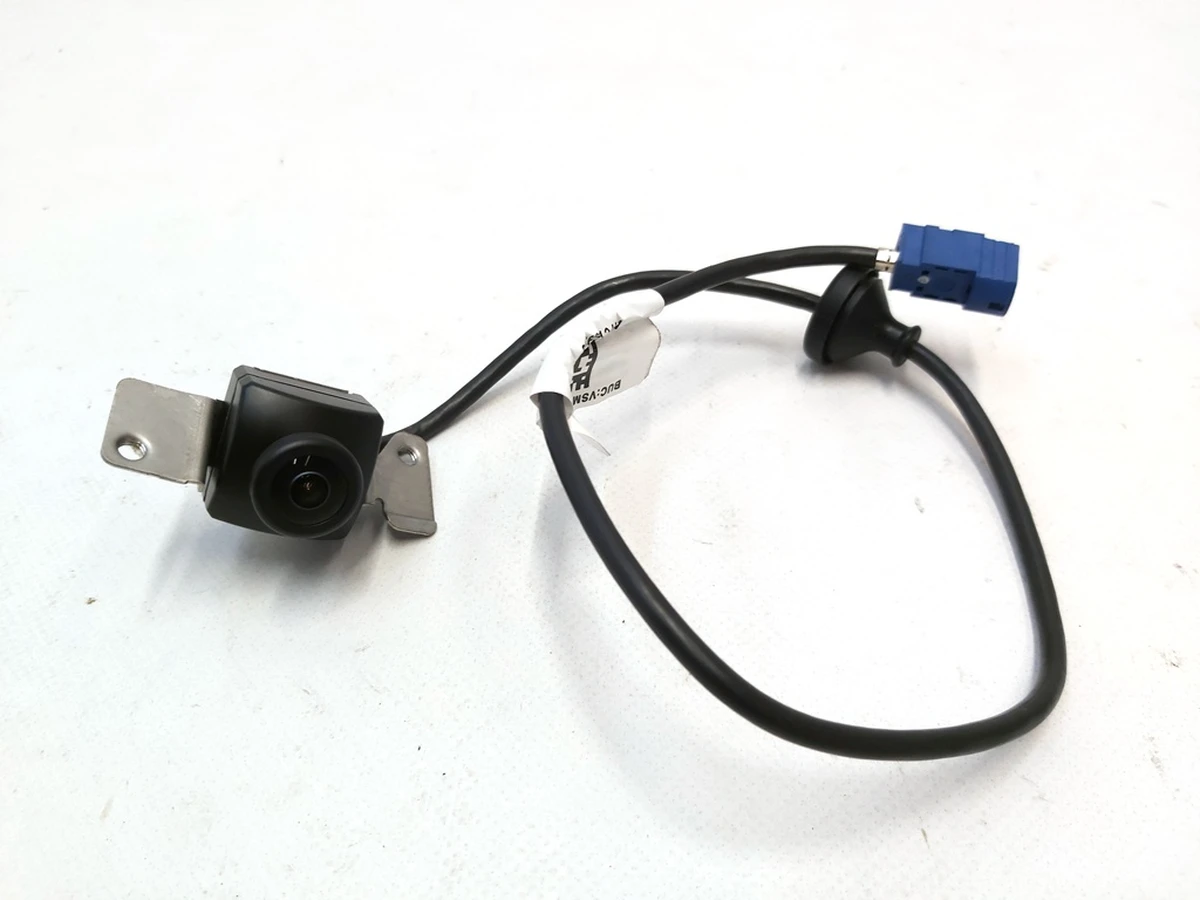 1 Камера заднього виду Tesla Model S REST, Model X 1061269-00-D