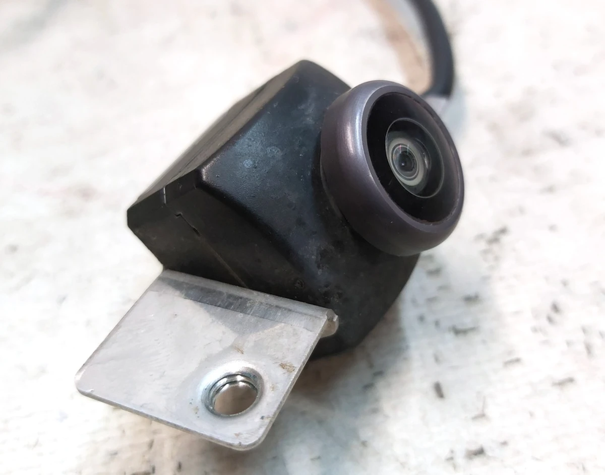 1 Камера заднього виду Tesla model S REST, model X 1061269-00-D