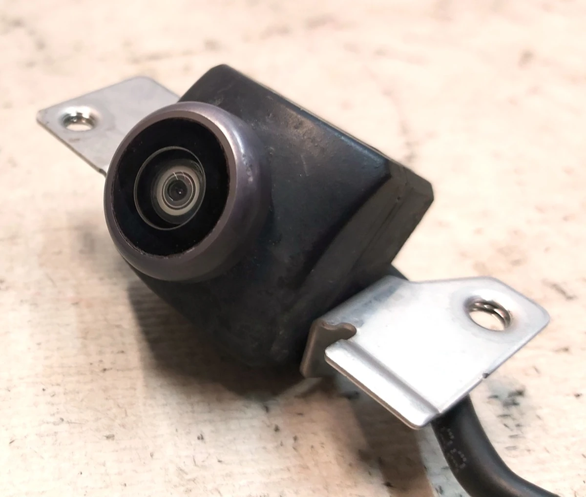 1 Камера заднього виду Tesla model S REST, model X 1061269-00-D