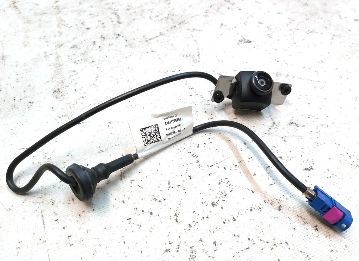 1 BACKUP CAMERA (SEMCO) Tesla model S, model S REST, model X  1061269-00-D