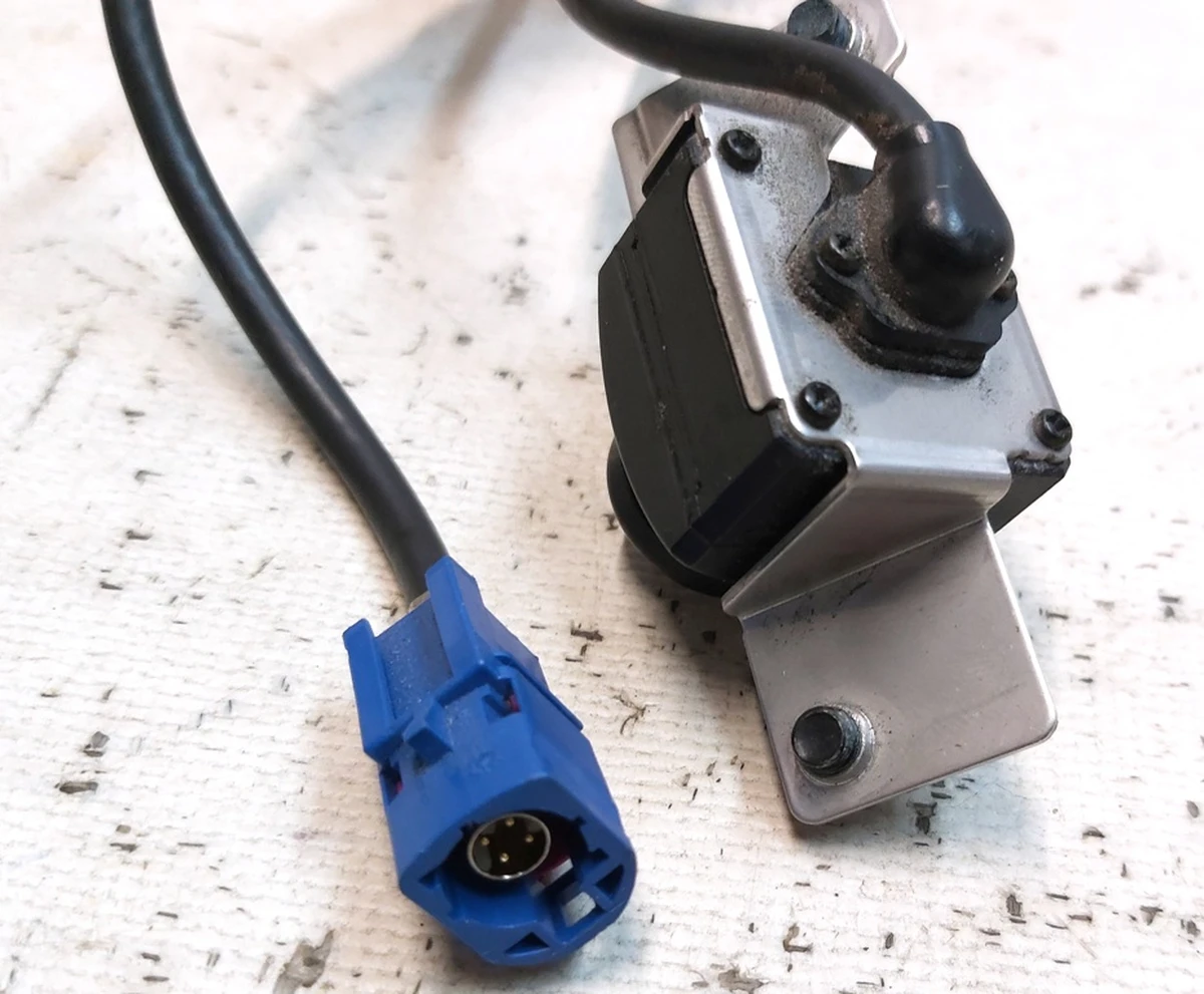 1 BACKUP CAMERA (SEMCO) Tesla model S, model S REST, model X  1061269-00-D