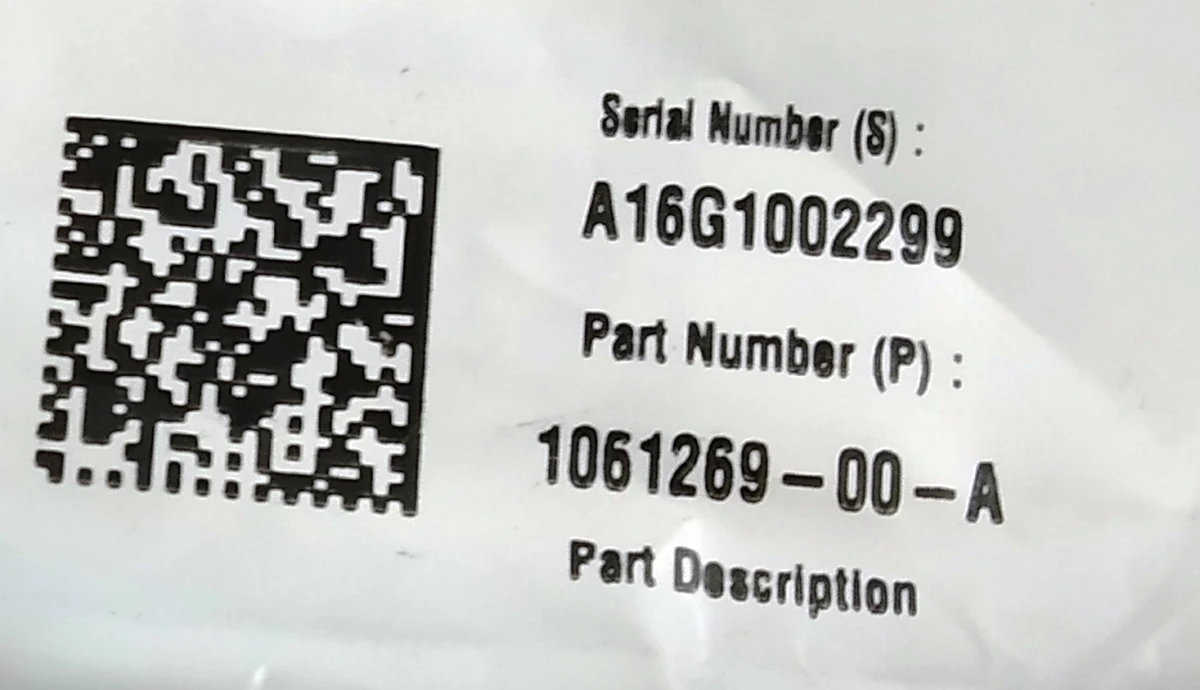 Камера заднього виду з пошкодженням Tesla Model S REST, Model X 1061269-00-D