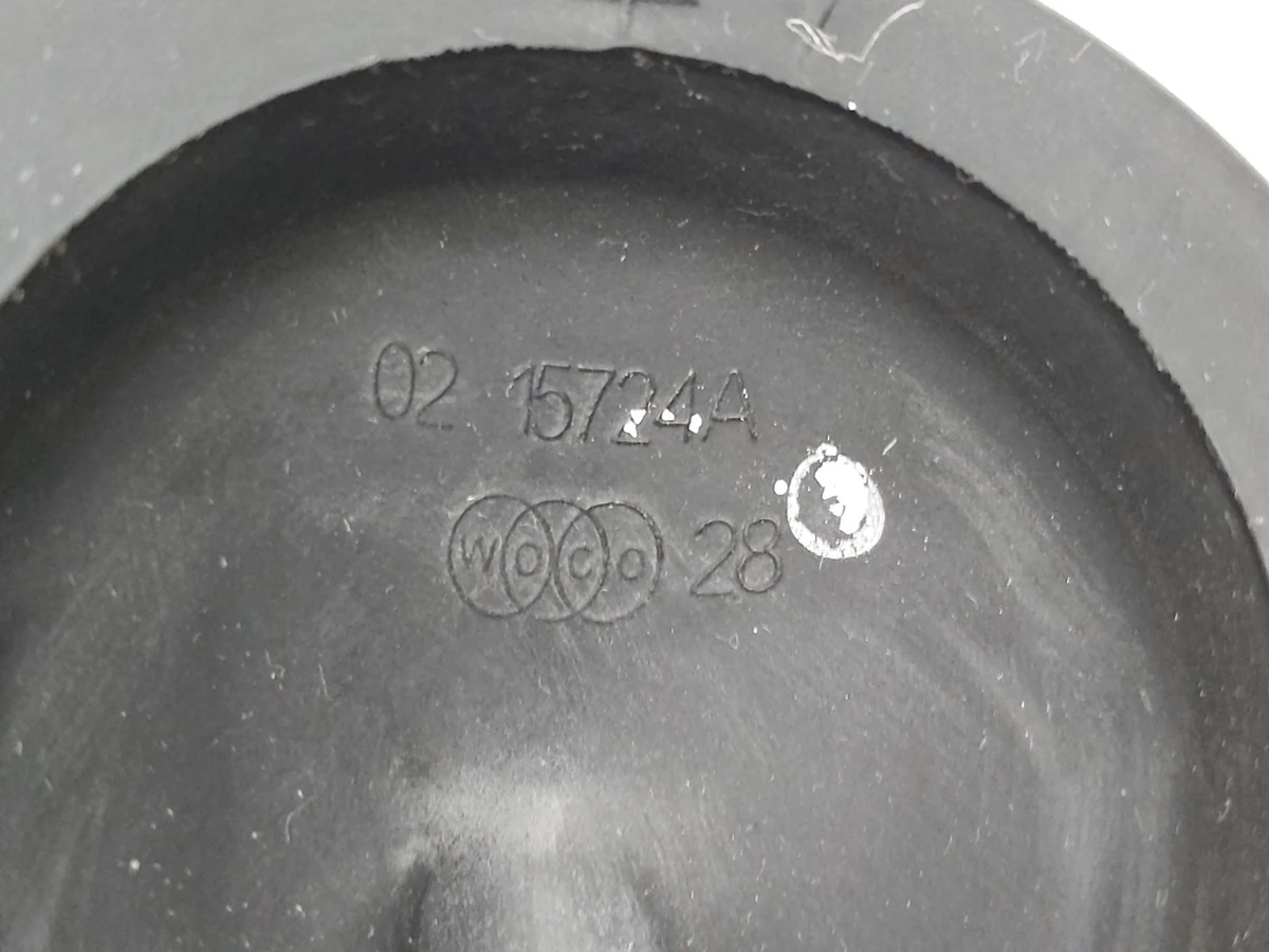 Rubber plug for electrical wiring under the hood Tesla model Y 1489058-10-E