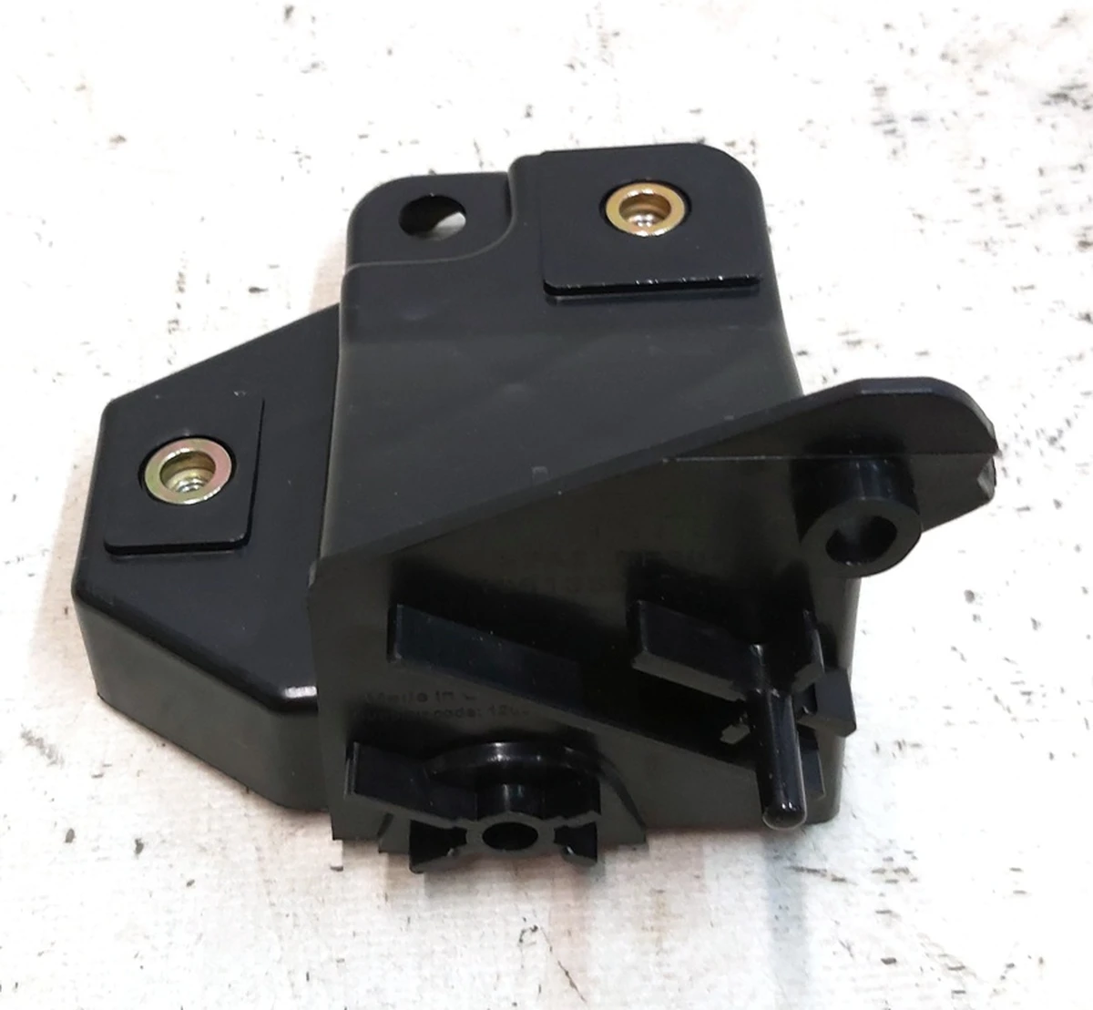 9 Кріплення переднього бампера праве внутрішнє Tesla model S REST 1061332-00-B