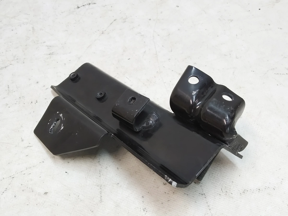 4 Направляющая усилителя бампера переднего левая (повреждение) Tesla Model X 1061424-00-C