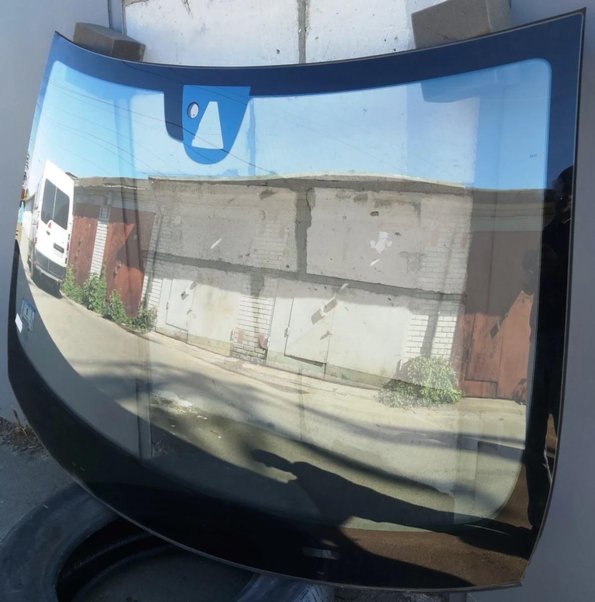 1 WSHLD ASSY MONO-CAM HWA LHD MS2 Tesla model S 1061565-01-C