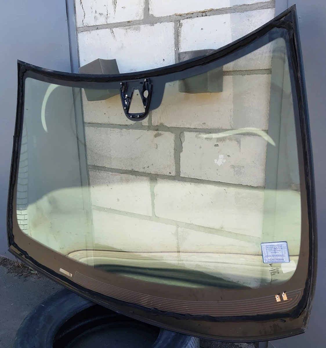 1 WSHLD ASSY MONO-CAM HWA LHD MS2 Tesla model S 1061565-01-C