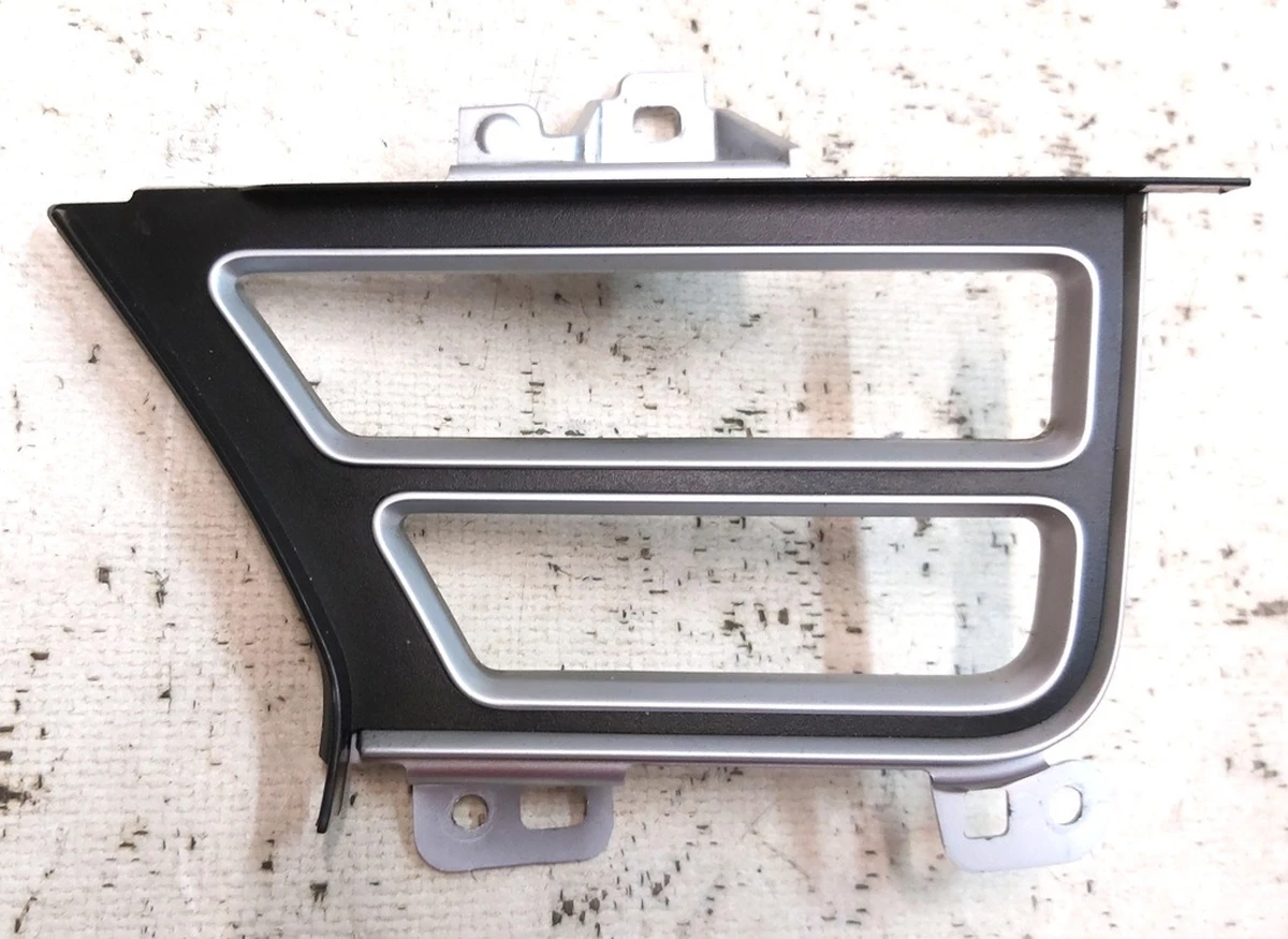 6 Накладка воздуховода центральной панели хром водительская правая Tesla model S, model S REST, model X 1061732-00-B