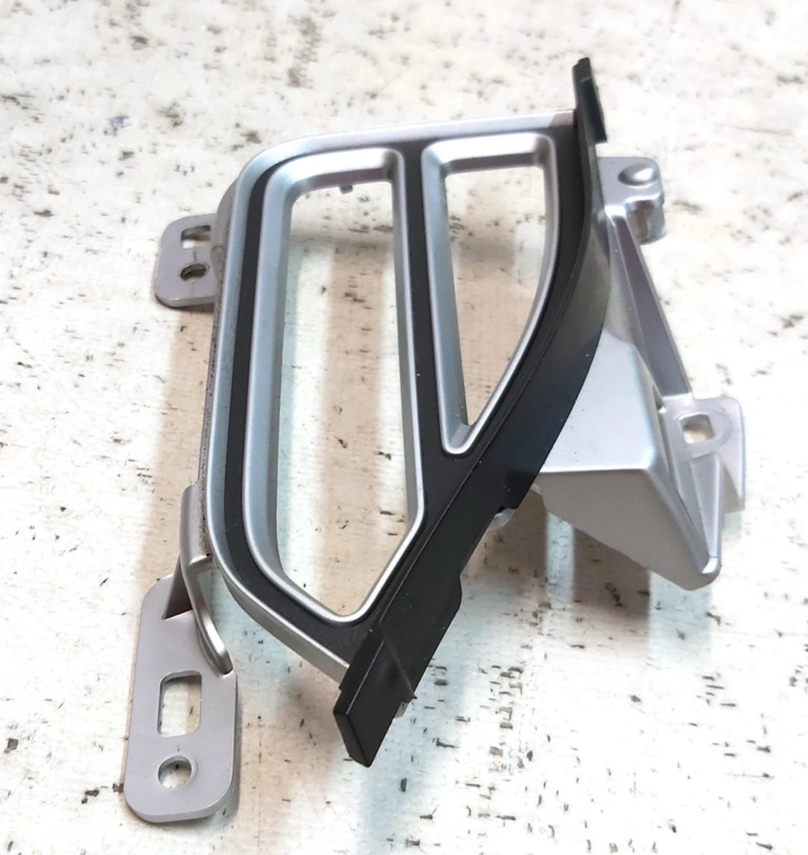 8 Center panel air duct cover chrome passenger left Tesla model S, model S REST, model X 1061733-00-B