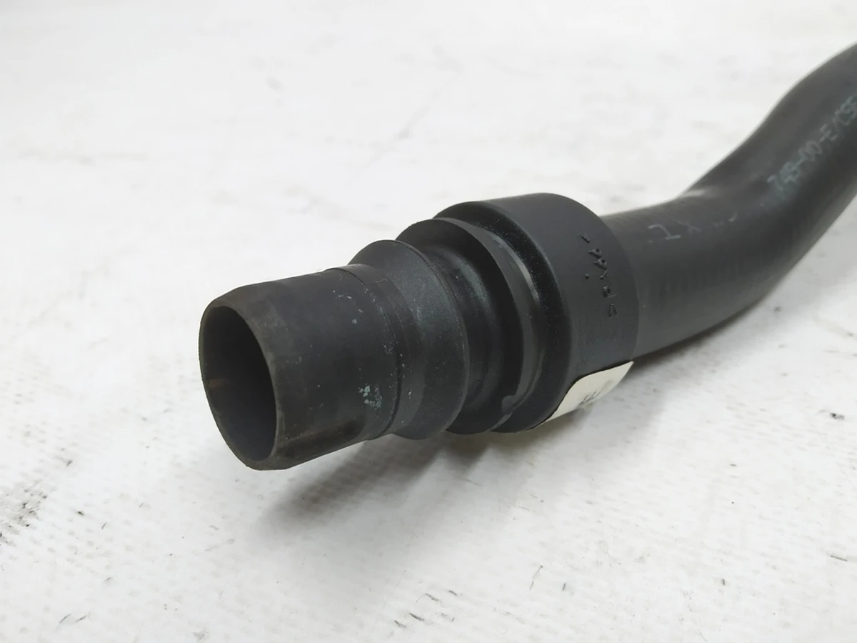 9 Трубопровод охлаждения мотора заднего правый Tesla model X 1061749-00-F