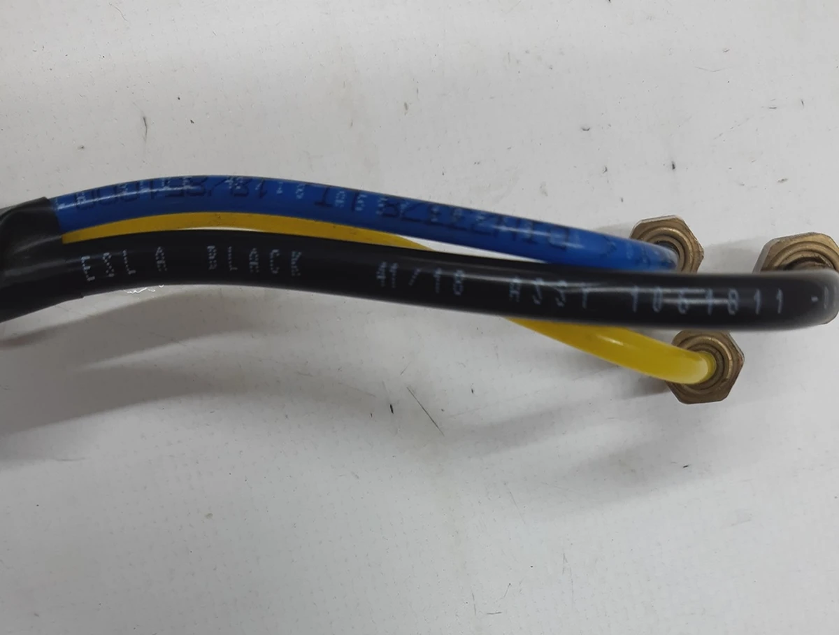 1 Пневмопровід передній у зборі (комплект 3 лінії) Tesla model S REST 1061811-00-A