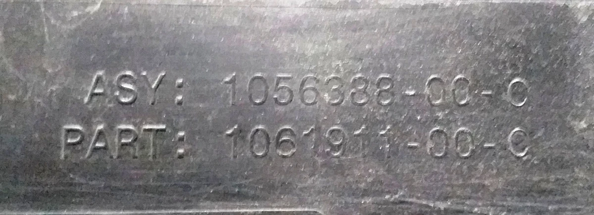 1 Кронштейн кріплення переднього номерного знака Tesla model S, model S REST 1061911-00-C