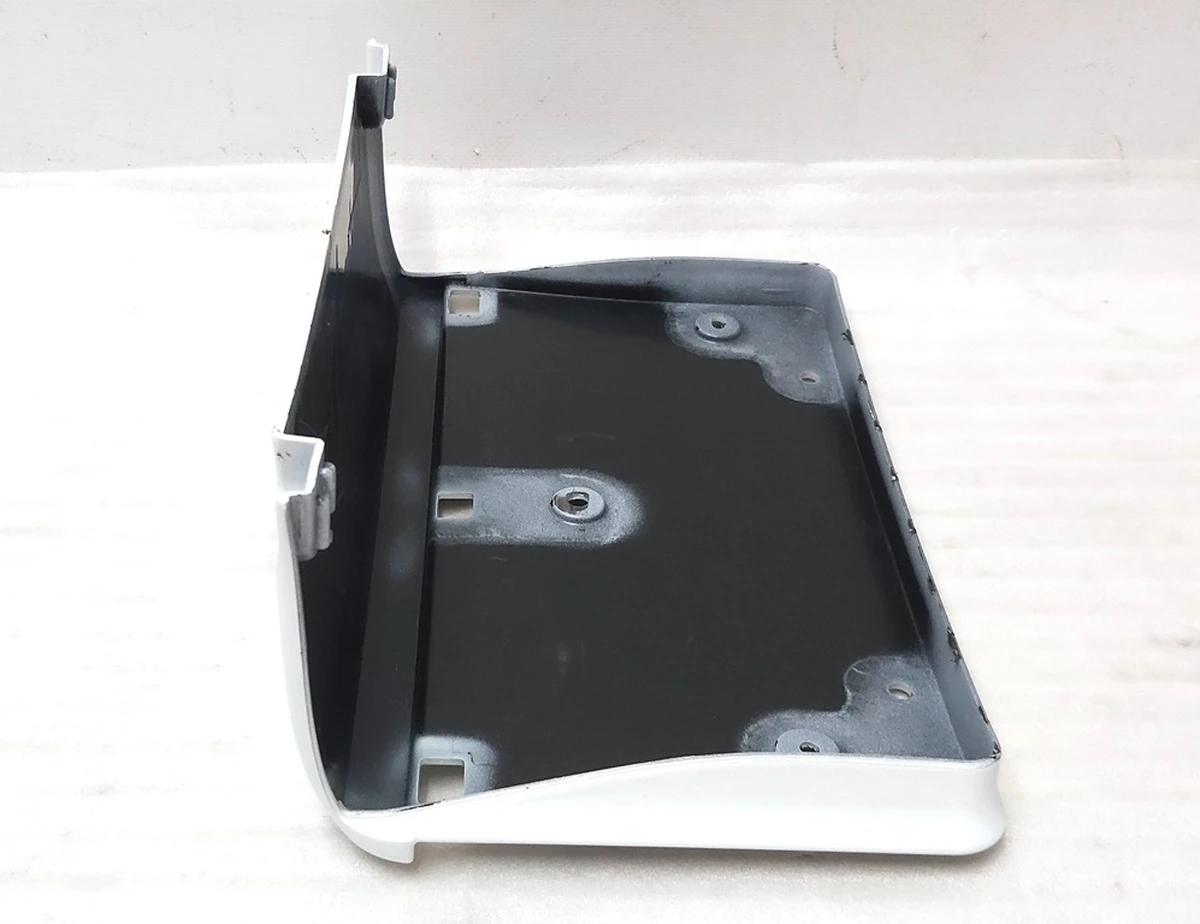 1 LICENSE PLATE BRACKET SHELL, NA, PPSW Tesla model S REST 1061911-00-C