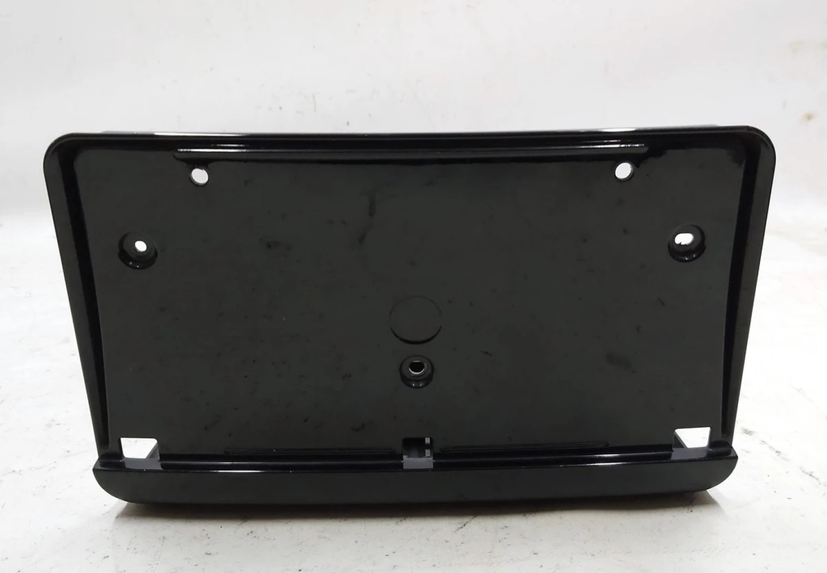 1 Кронштейн крепления переднего номерного знака PBSB Tesla model S, model S REST 1061911-00-C