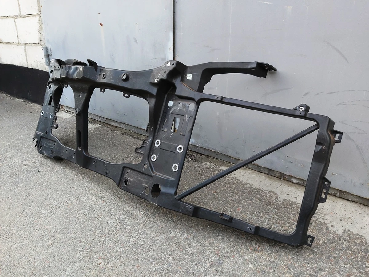 1 Панель радіаторів (телевізор) (пластик) AWD під відновлення Tesla Model S REST 1061950-98-E