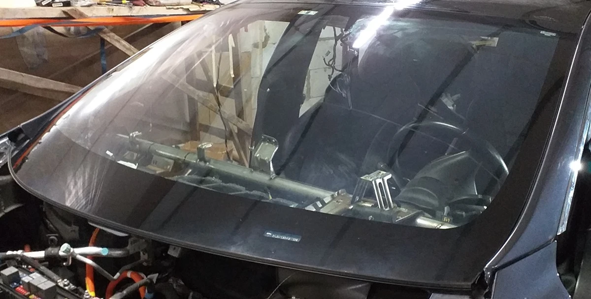 1 Скло лобове АП 2.0 (склоочисник з підігрівом) Tesla model S REST 1061987-01-H