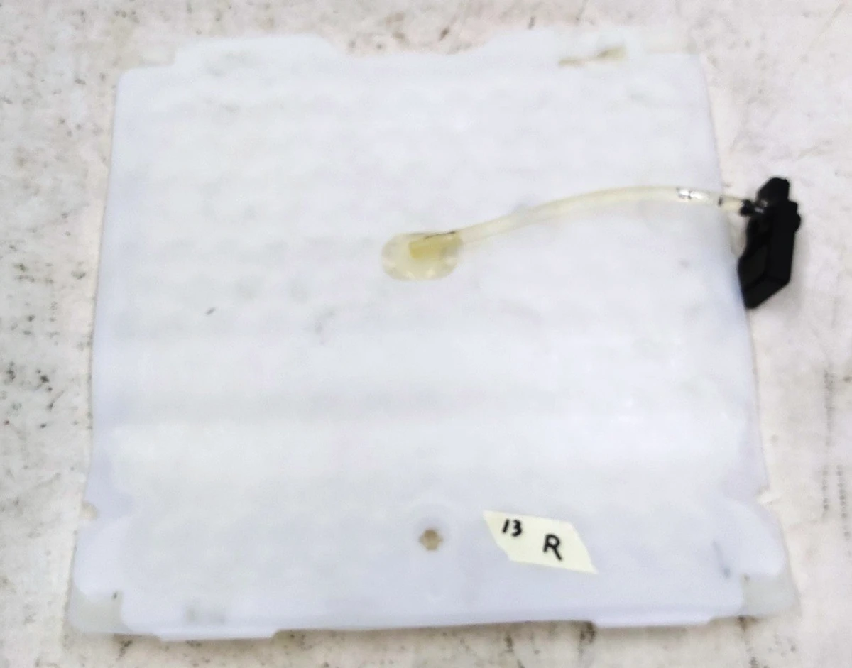 2 Датчик присутствия пассажирского сиденья Tesla model S REST 1062109-00-A