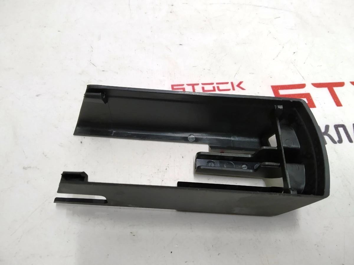 12 Заглушка салазки сидіння передня права водійська Tesla Model X 1062357-00-D