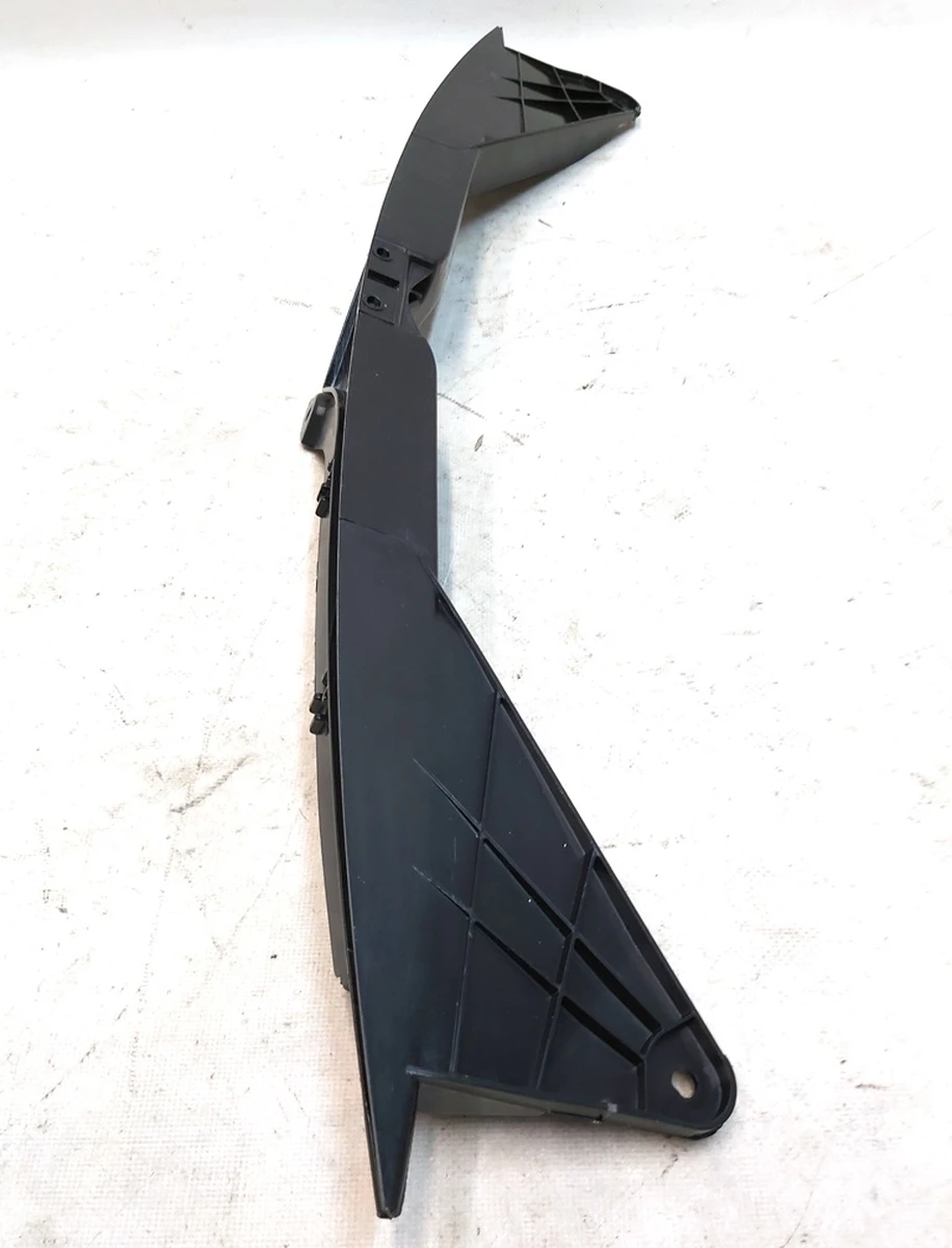 1 Кронштейн накладки V-подібної декоративної переднього гриля хром (птички) Tesla model S REST 1062472-00-F