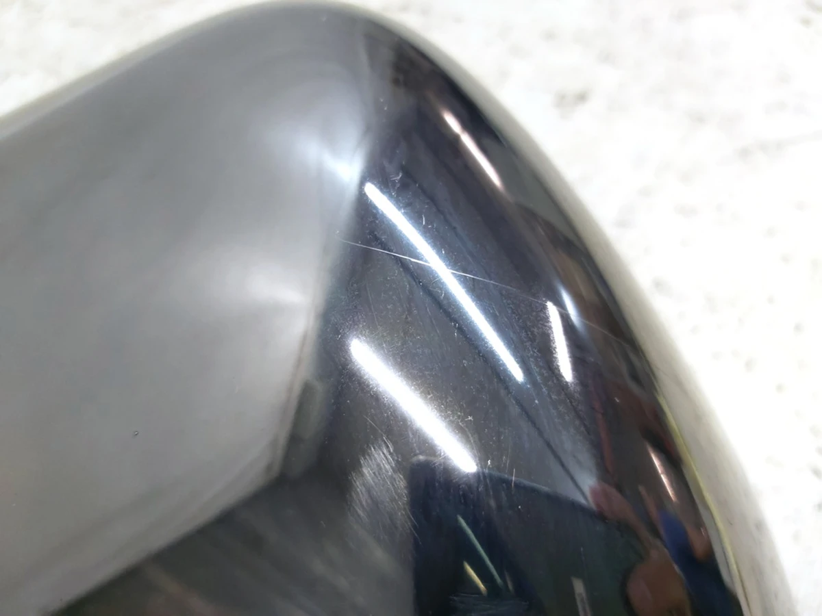 9 Накладка хром 2-го ряду сидінь ліва зовнішня б/в Tesla Model X 1062962-00-B