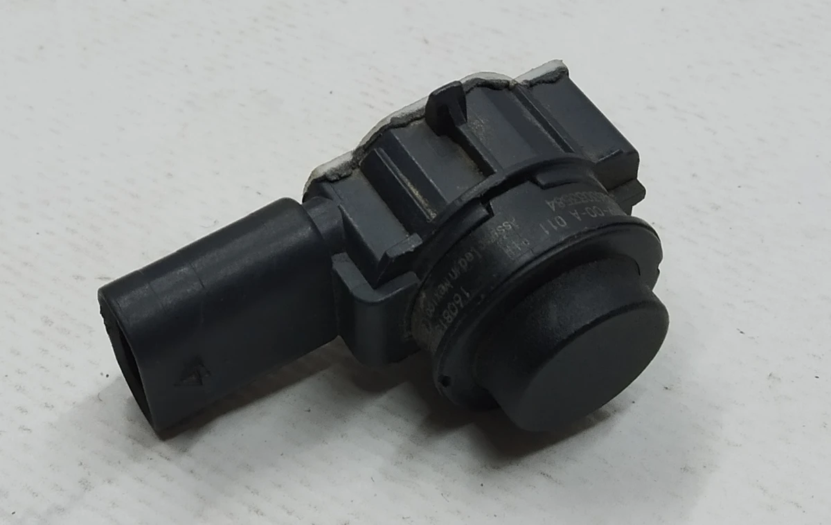 3 Датчик парктроніка S1 S6 (12 датчиків система PARK ASSIST) АП 1 Tesla model X 1063119-S0-A