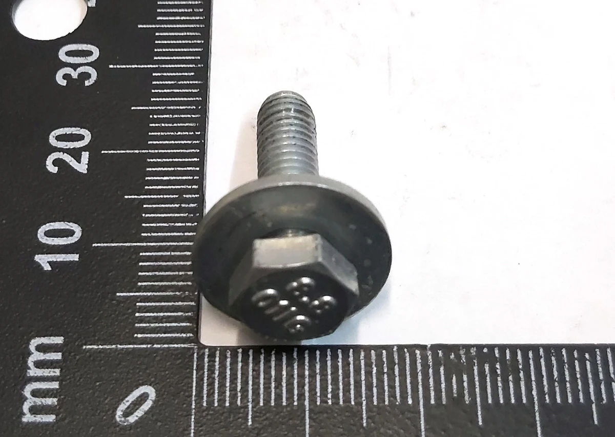 13 Болт з шайбою  M6X22,STL[8.8],ZN Tesla model X 1063466-00-A