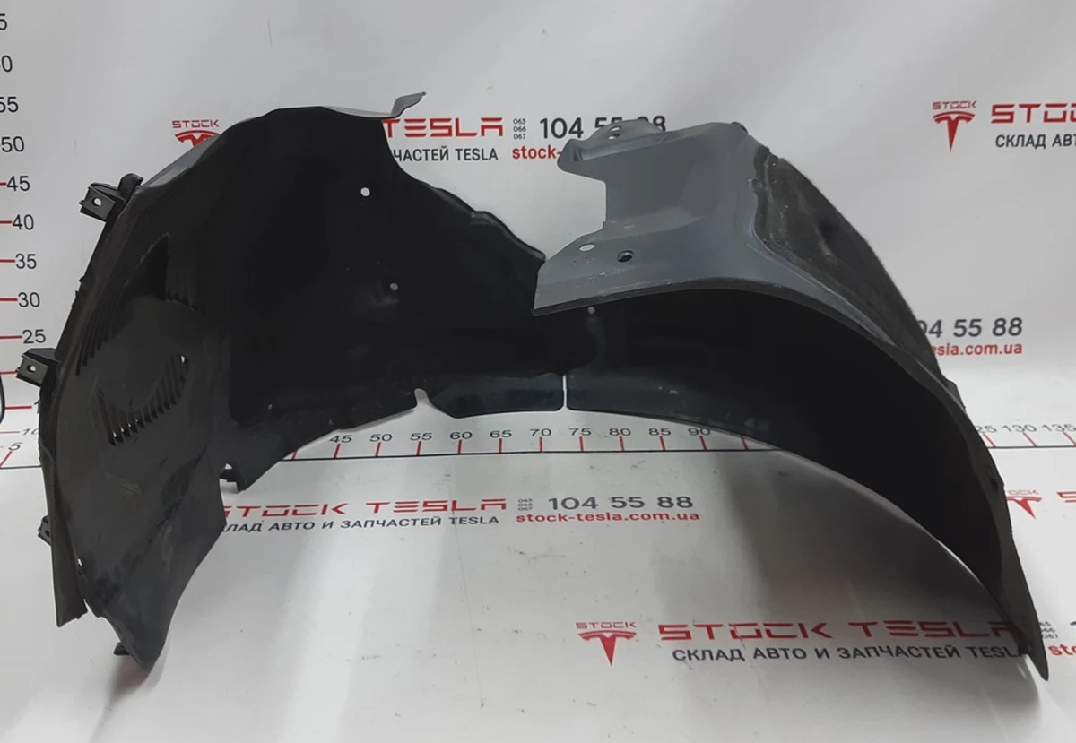 1 Подкрылок передний правый AWD Tesla model S REST 1063694-00-D
