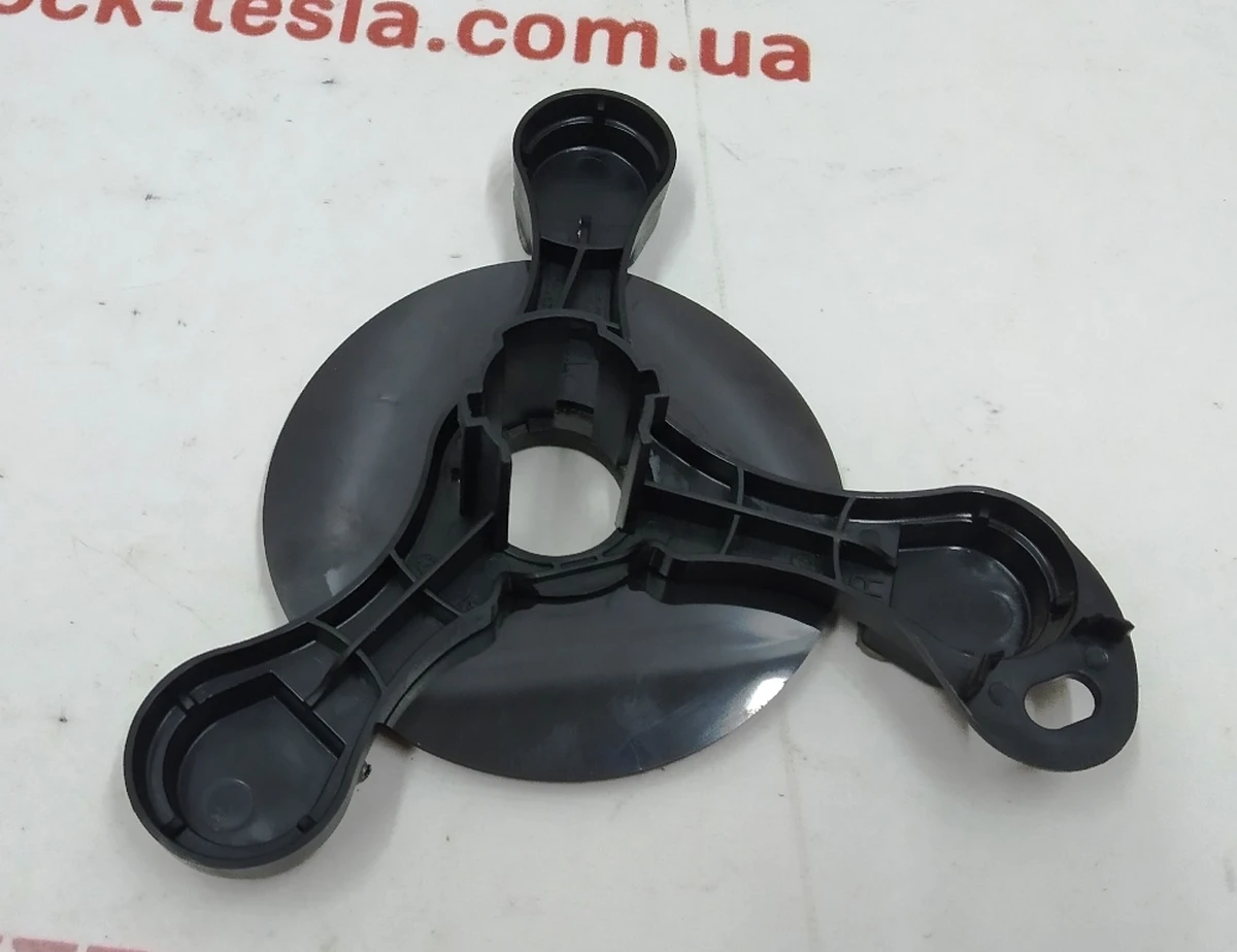 18 Корпус радіального ультразвукового датчика правих задніх дверей Tesla model X 1075448-00-C